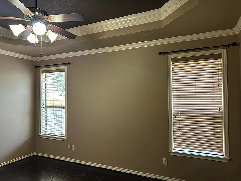 4413 Hearst Ct — Photo 14