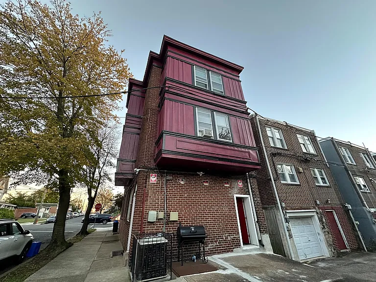 6236 Hasbrook Ave #3 — Photo 14