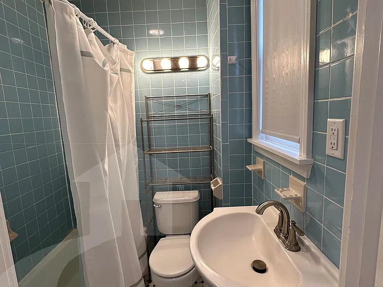 388 Somerville Ave — Photo 5