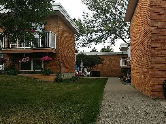 4th image of 4415 Namaka Cres NW