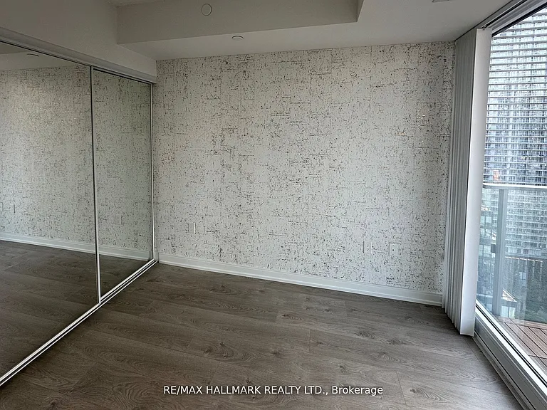50 Wellesley St E #2904 — Photo 11