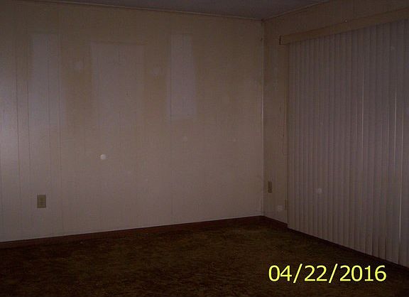 5th image of 704 W Creek Cir