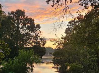 320 Horseshoe Lake Rd, Mount Holly, NC 28120