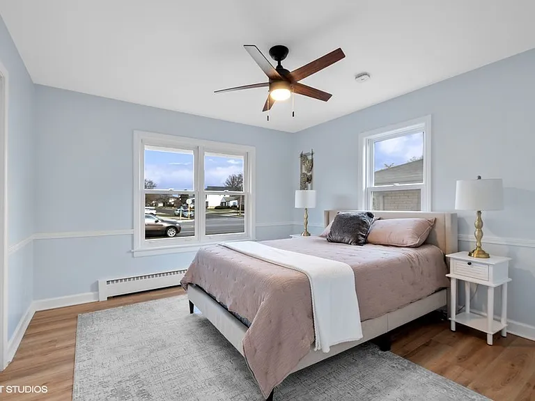1001 Oakton St — Photo 13