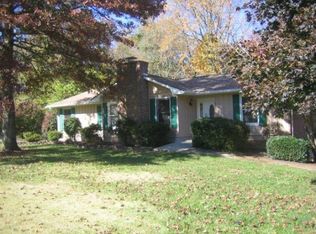 301 Melissa Way, Hendersonville, NC 28791