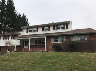 167 Evergreen Rd, Hollidaysburg, PA 16648