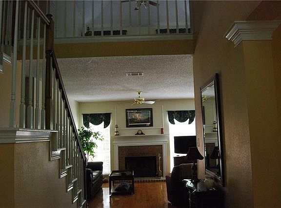 4th image of 3108 Glenmere Ct