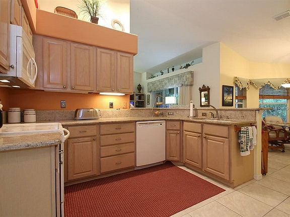 3rd image of 29419 Schinnecock Hills Ln