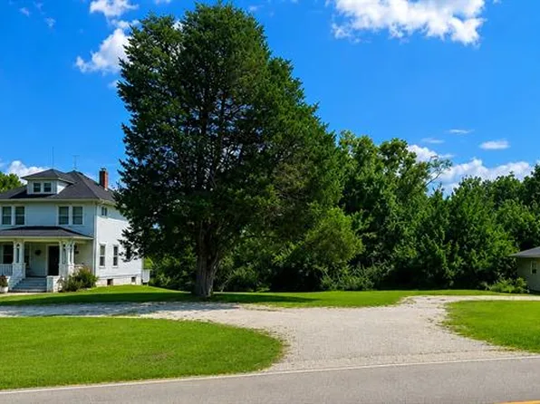 1600 Koch Rd, O'Fallon, MO 63366