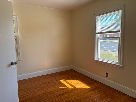 4th image of 1432 Hilly Branch Rd