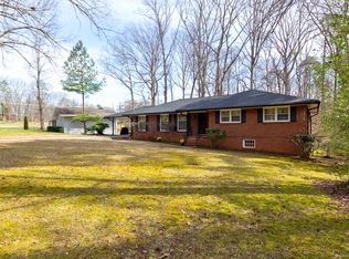 2954 Meadow Lark Dr, East Pt, GA 30344