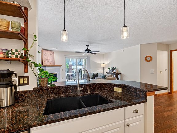 5th image of 8530 Greenway Blvd Unit 307