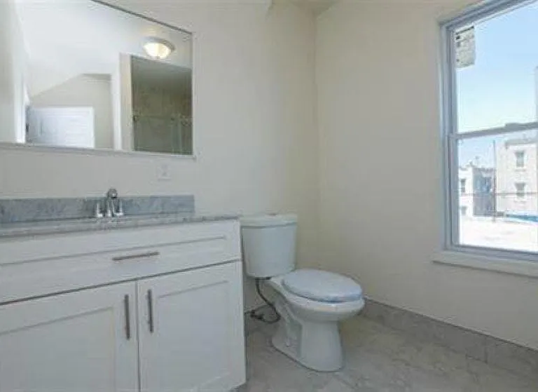 38 N Iowa Ave #2 — Photo 8