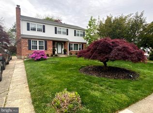 323 Riverview Ave, Drexel Hill, PA 19026