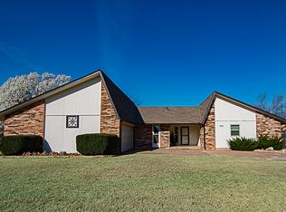 1014 Quail Creek Dr, Enid, OK 73703