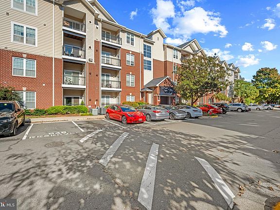 3rd image of 1580 Spring Gate Dr Unit 4216