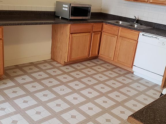 2nd image of 3040 N Clybourn Ave APT 2