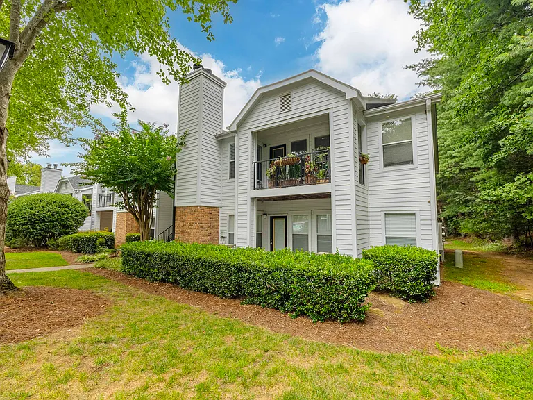 Cambridge Park Apartments in Winston-Salem, NC