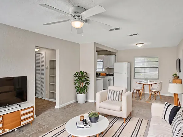 5235 LEXINGTON Avenue, Jacksonville, FL 32210