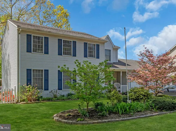 210 Chelsea Ave, Bayville, NJ 08721