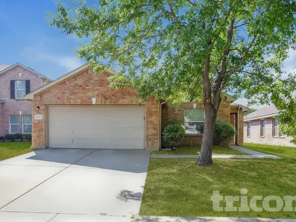 5423 Sabine Ln, Grand Prairie, TX 75052