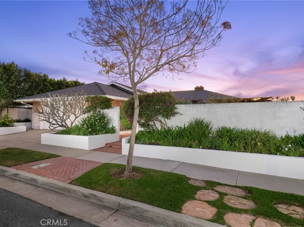 2421 Blackthorn St, Newport Beach, CA 92660