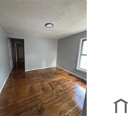 19 Grand Ave — Photo 2