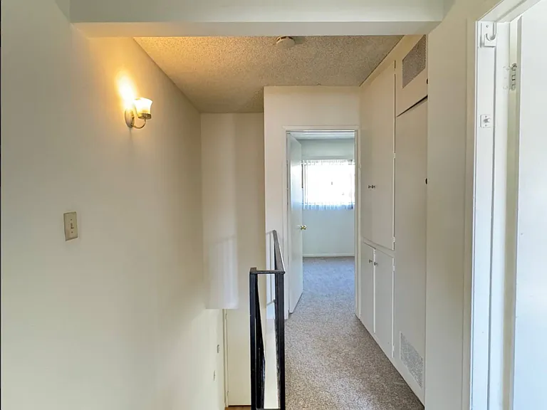 730 S Chapel Ave — Photo 9