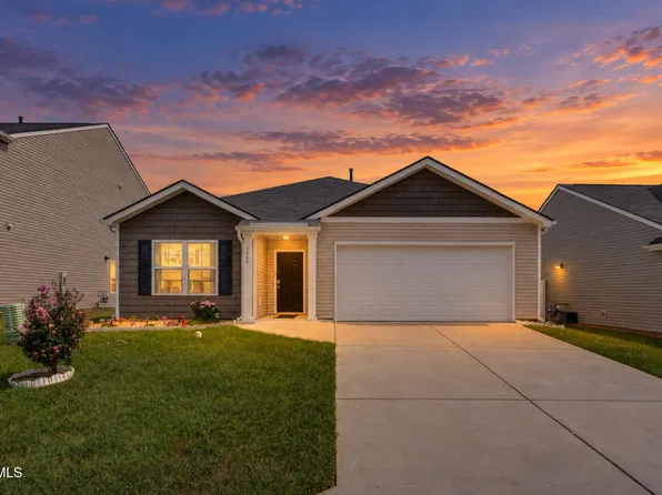 1245 Stamp Lodge Rd, Kingsport, TN 37660