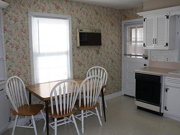 Kitchen, Eat-in Area