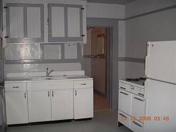 1st image of 316 N Hoff Ave