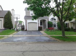 6253 Eagle Ridge Dr, Gurnee, IL 60031