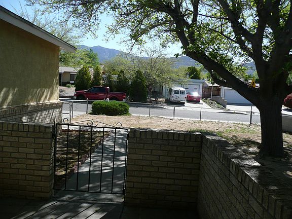3rd image of 1201 La Charles Dr NE