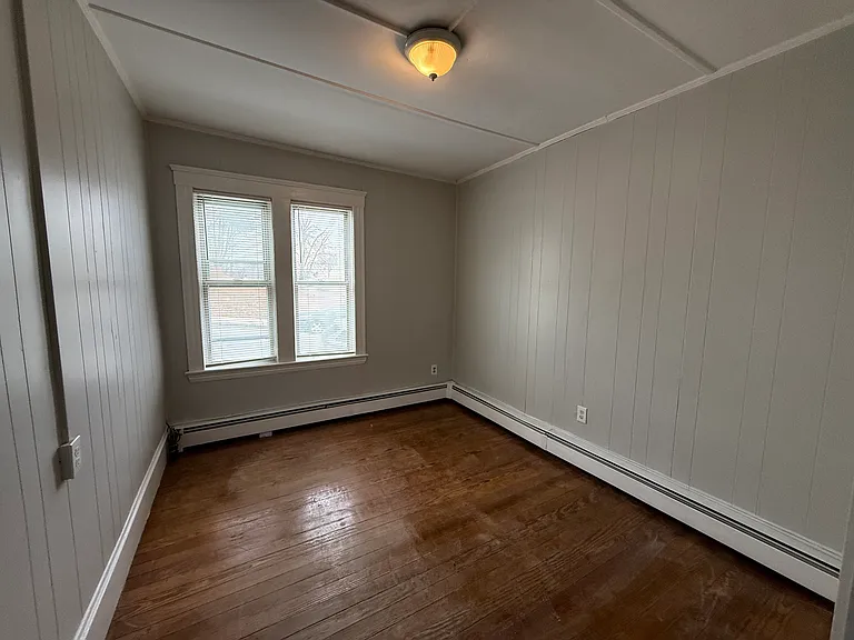 46-48 Ayer St #2R — Photo 3