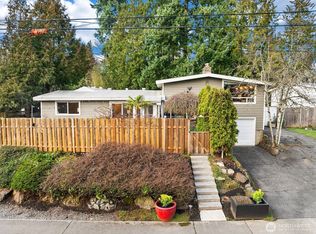 16042 Lake Hills Blvd, Bellevue, WA 98008
