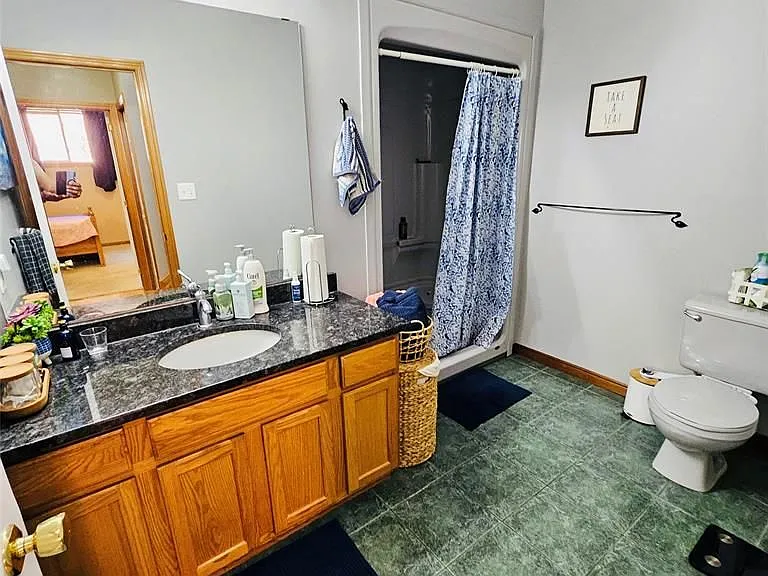 3918 Northway Ave — Photo 24