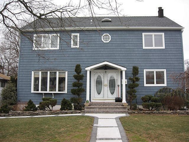 1st image of 510 Hewlett St