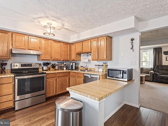 5th image of 3611 Dorshire Ct