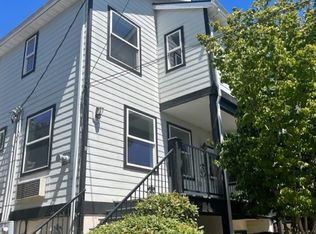 503 NE San Rafael St APT B, Portland, OR 97212