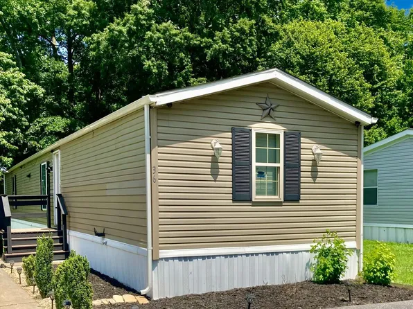 36 Pinewood Acres Ave #36, Dover, DE 19901