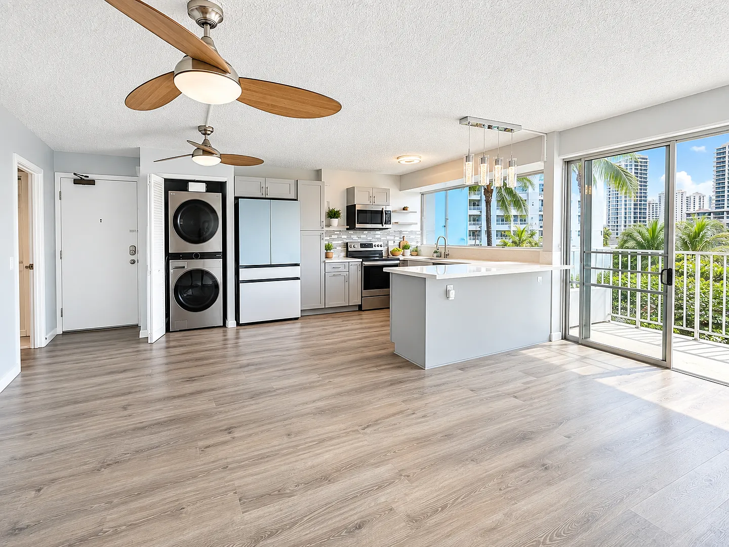 2 bed, 970 sqft, $3,600 — Photo 3