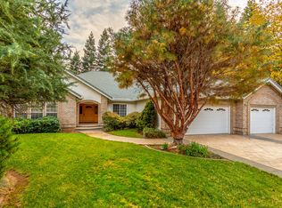 2443 Pinion Ct, Redding, CA 96002