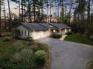 84 Overbrook Rd, Longmeadow, MA 01106