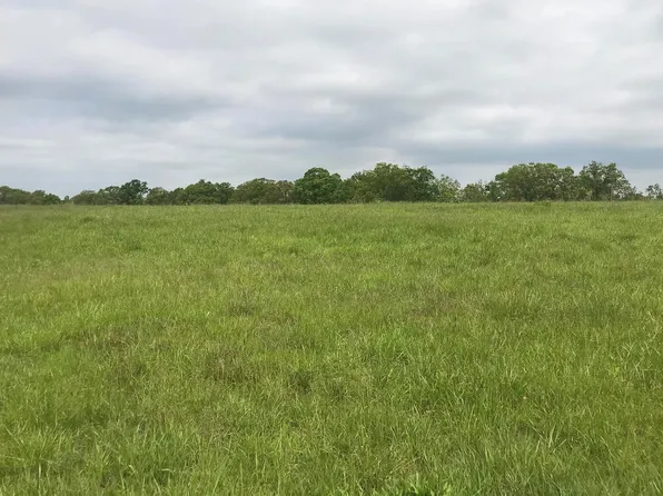 1143 Highway Y, Bland, MO 65014