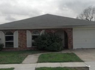 2409 Gallant Dr, Chalmette, LA 70043