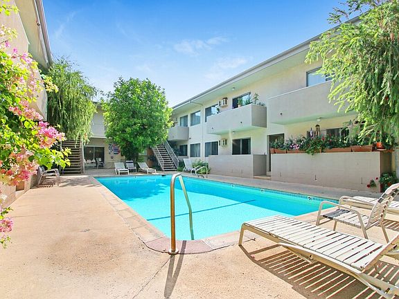 5th image of 5292 Newcastle Ave #15
