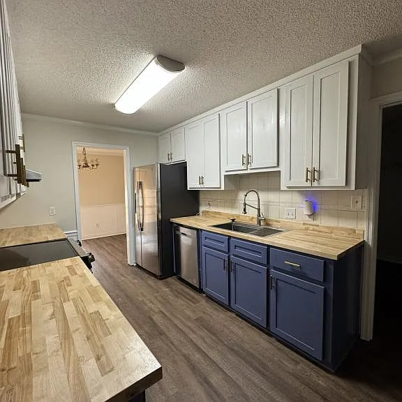 327 Bonnie Dr — Photo 4