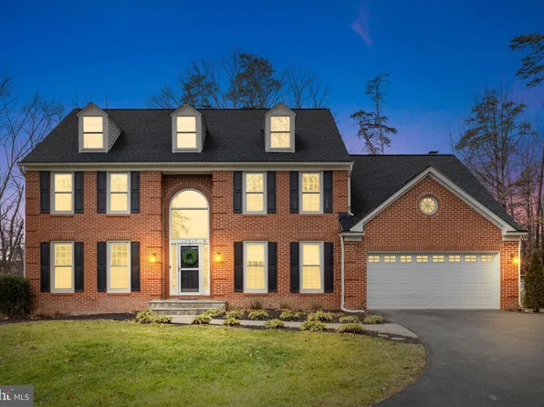 15067 Brown Post Ln, Centreville, VA 20121