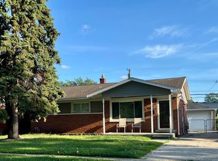 32025 Birchwood St, Westland, MI 48186