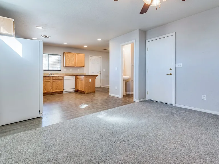 5225 Shreve Ave — Photo 9